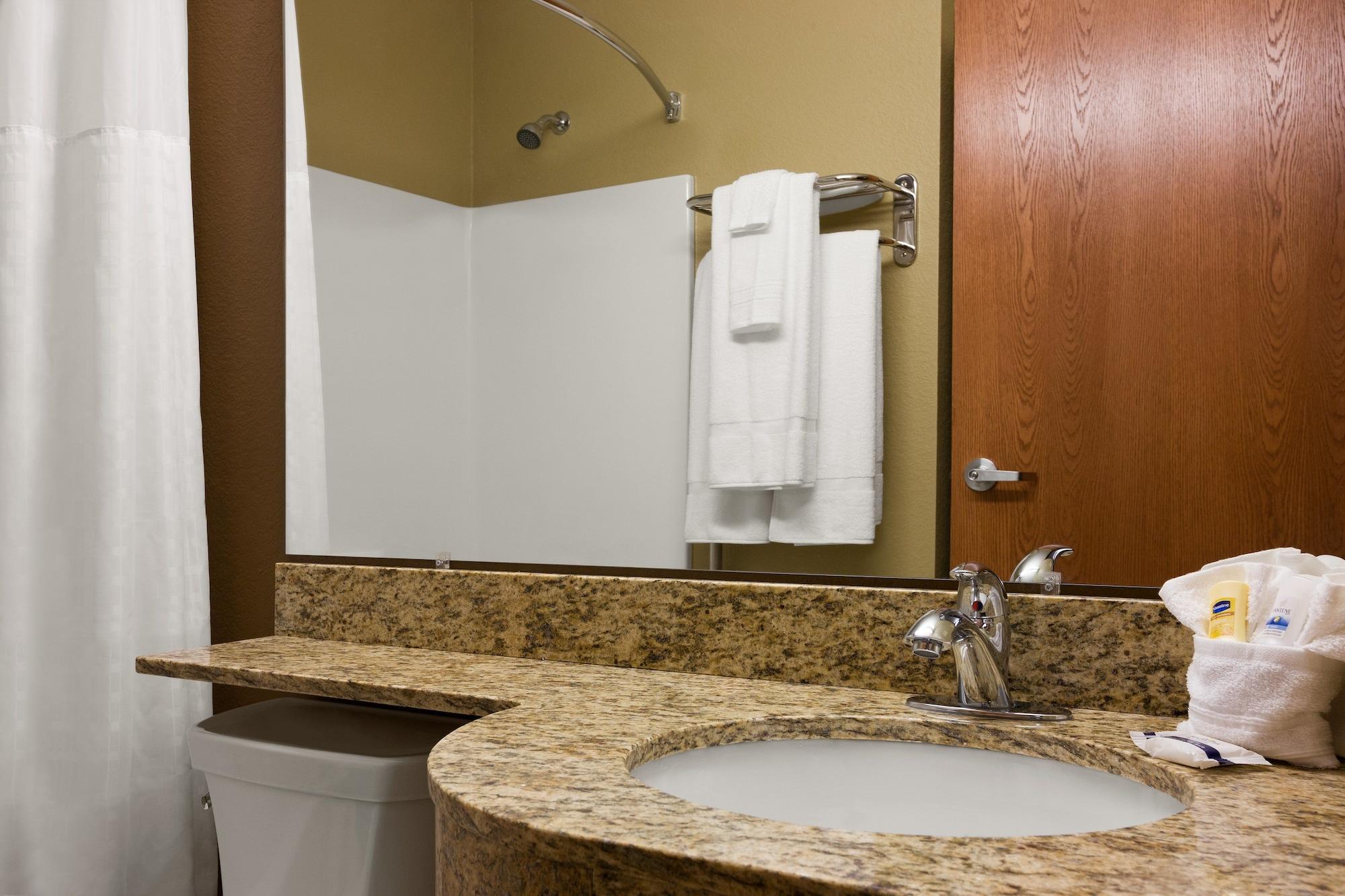 Microtel Inn & Suites קוטולה מראה חיצוני תמונה