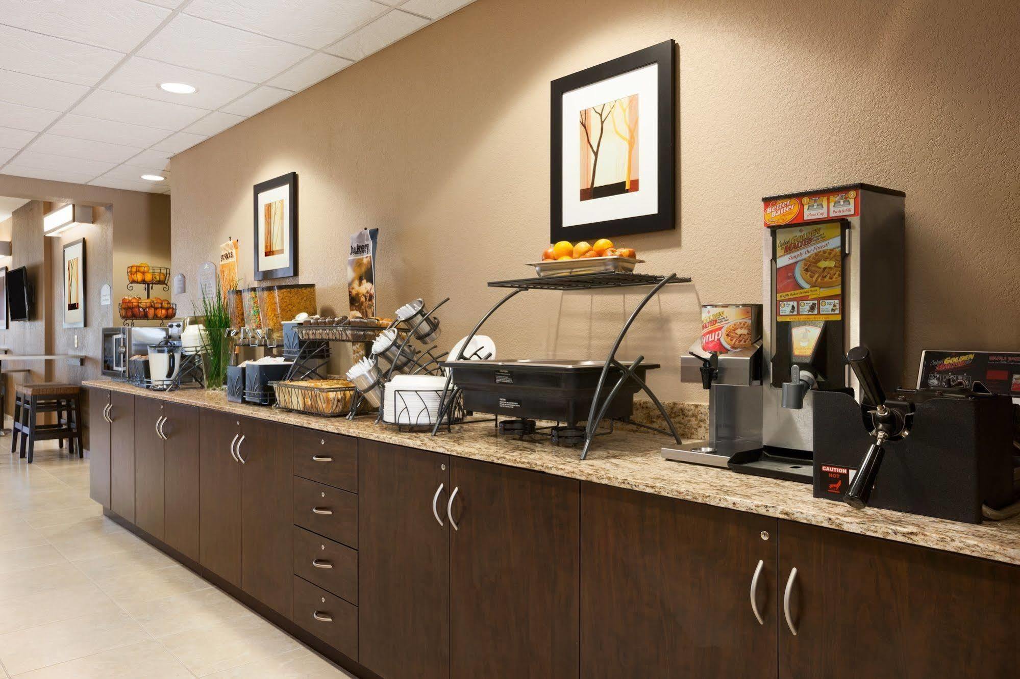 Microtel Inn & Suites קוטולה מראה חיצוני תמונה
